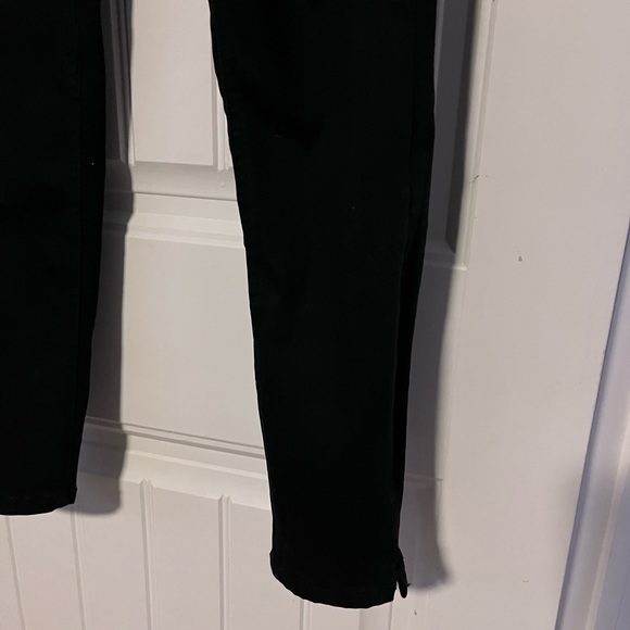 EUC Kensie Black Denim - Picture 3 of 4